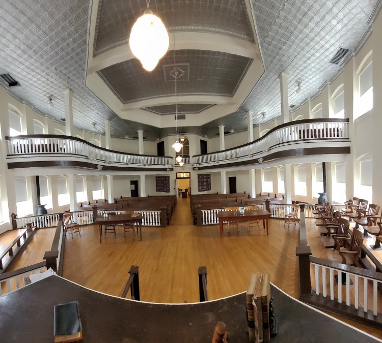 old-courthouse-museum-photo
